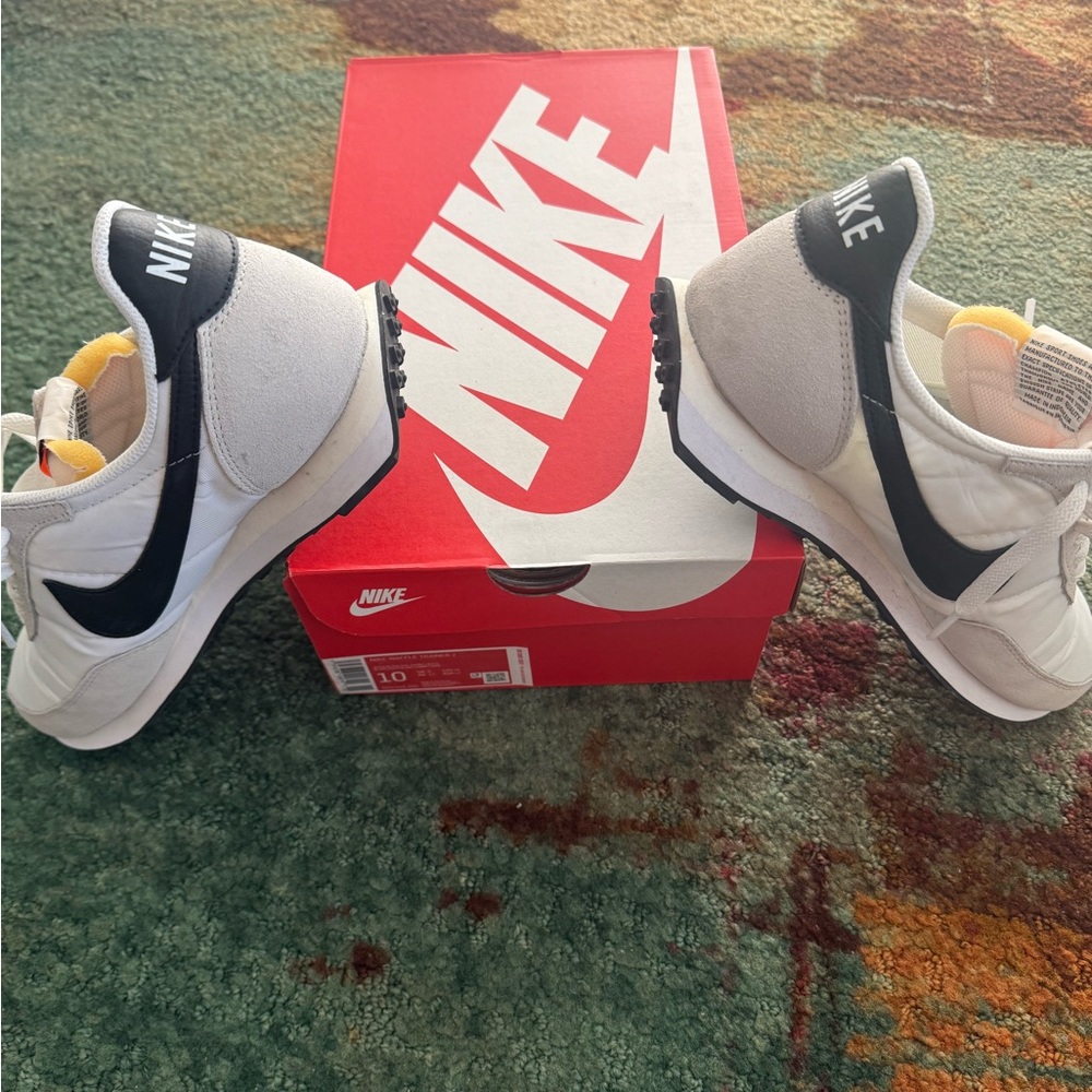 Nike Men's Challenger OG Cream/Black Sneakers for sale size 10.5 - Picture 3 of 7
